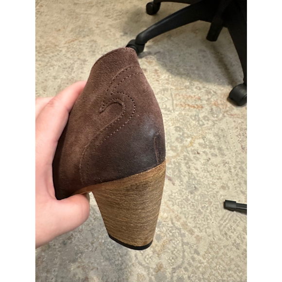 Women’s Johnston and Murphy Ankle Suede Leather Brown Booties Size 7 M - Picture 4 of 6